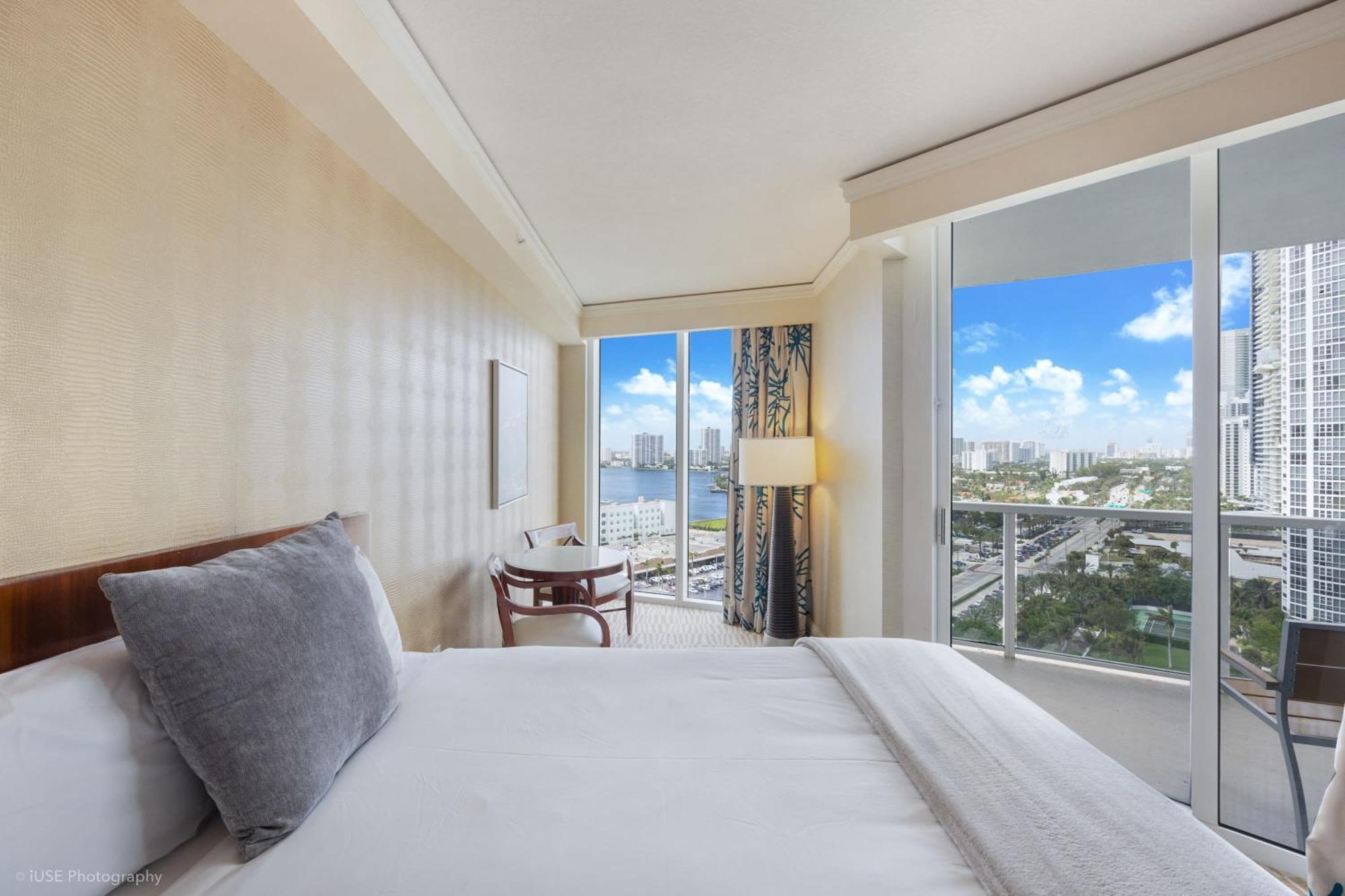סאני איילס ביץ' 15Th Floor Luxury Suite At Trump Int Resort מראה חיצוני תמונה
